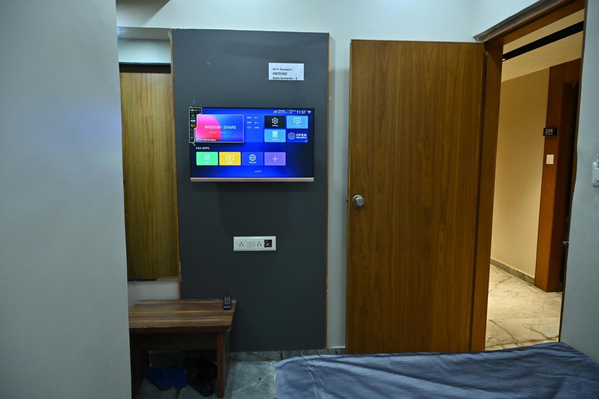 Hotel Sury Villa アーメダバード エクステリア 写真