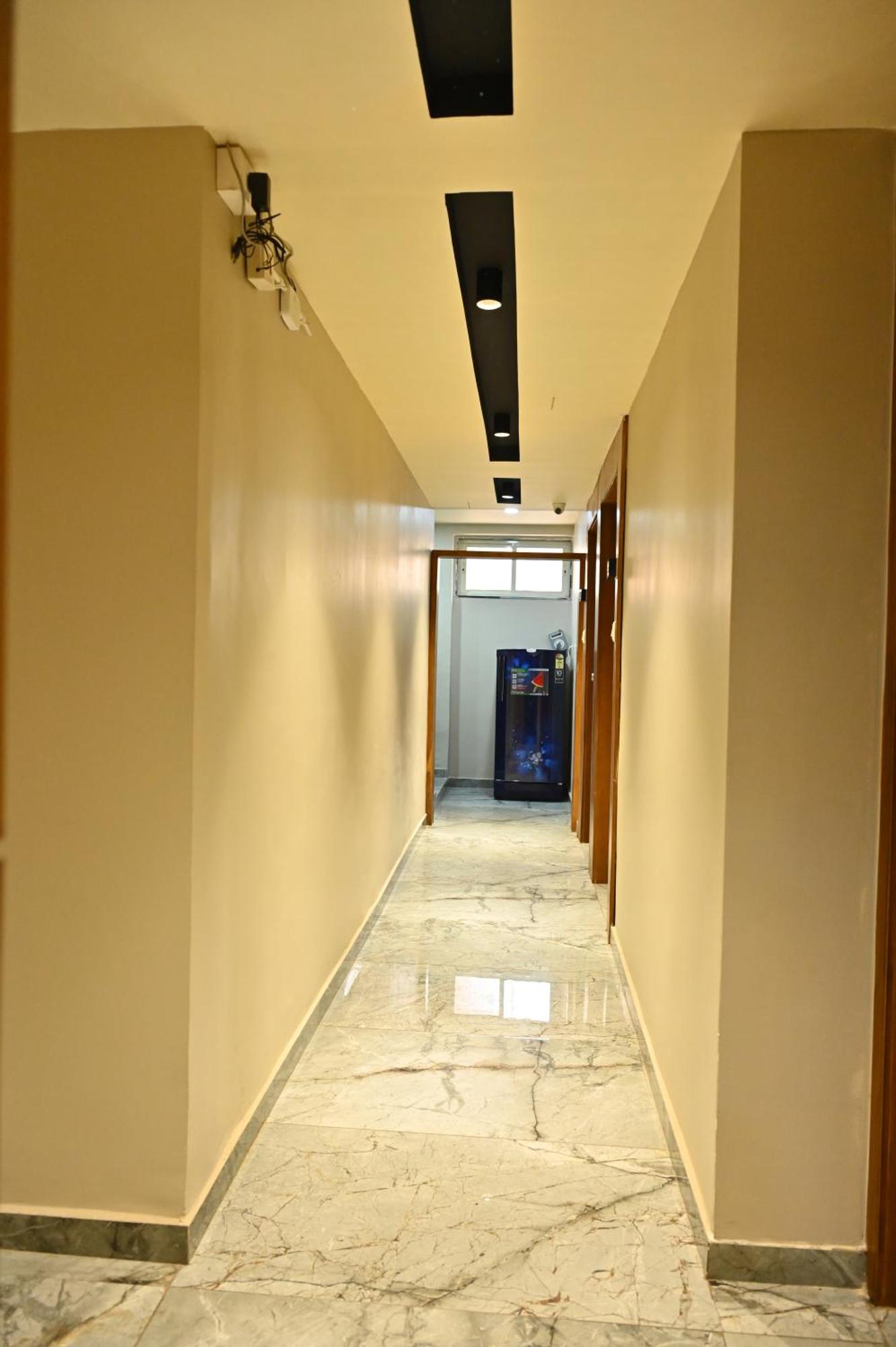 Hotel Sury Villa アーメダバード エクステリア 写真